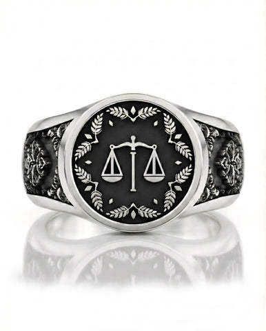 Anillo Libra – El Arte del Equilibrio | Plata de Autor con Relieve