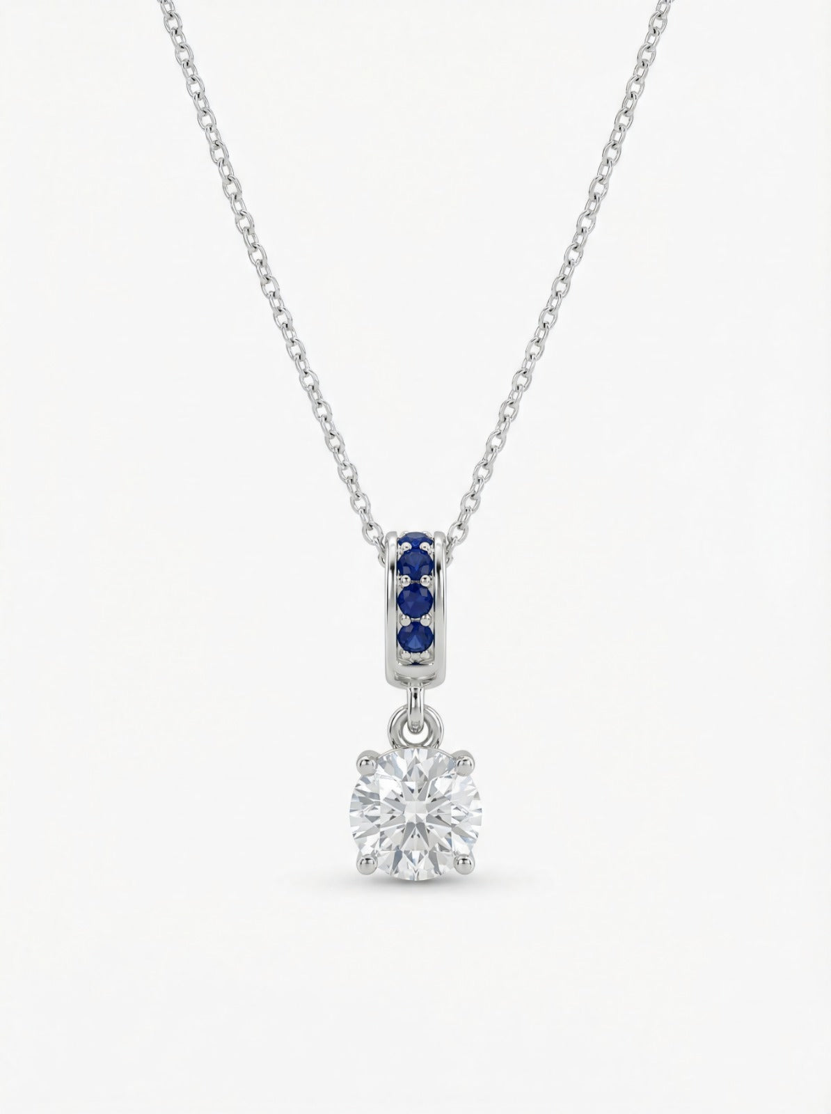 Collar Solitario Azure en Plata 925 con Zirconia central y acentos Azul Zafiro, vista frontal - Sejem Joyas